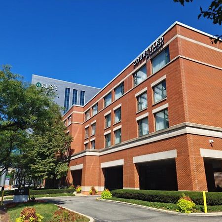 Готель Courtyard By Marriott Chicago At Medical District-Uic Екстер'єр фото