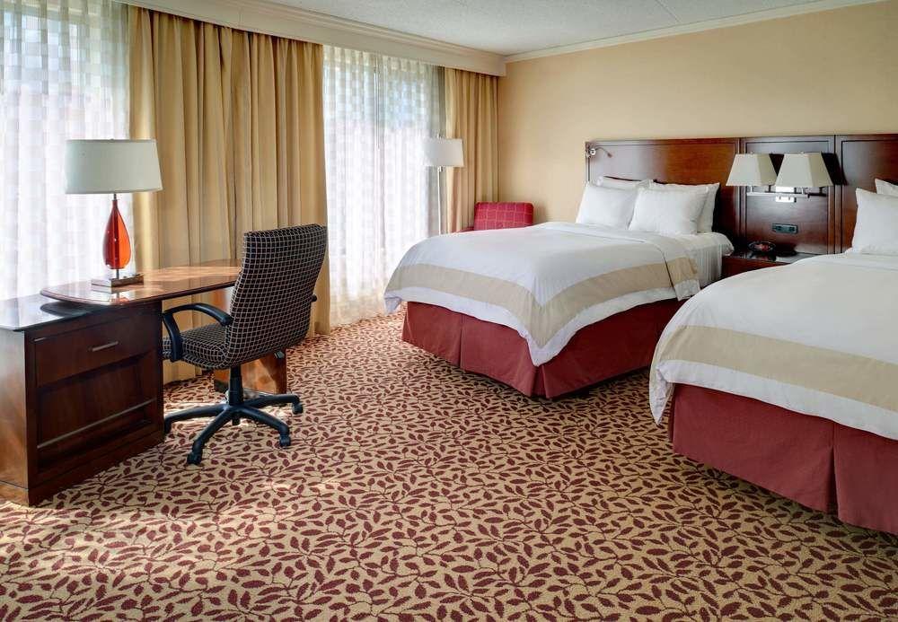 Готель Courtyard By Marriott Chicago At Medical District-Uic Екстер'єр фото