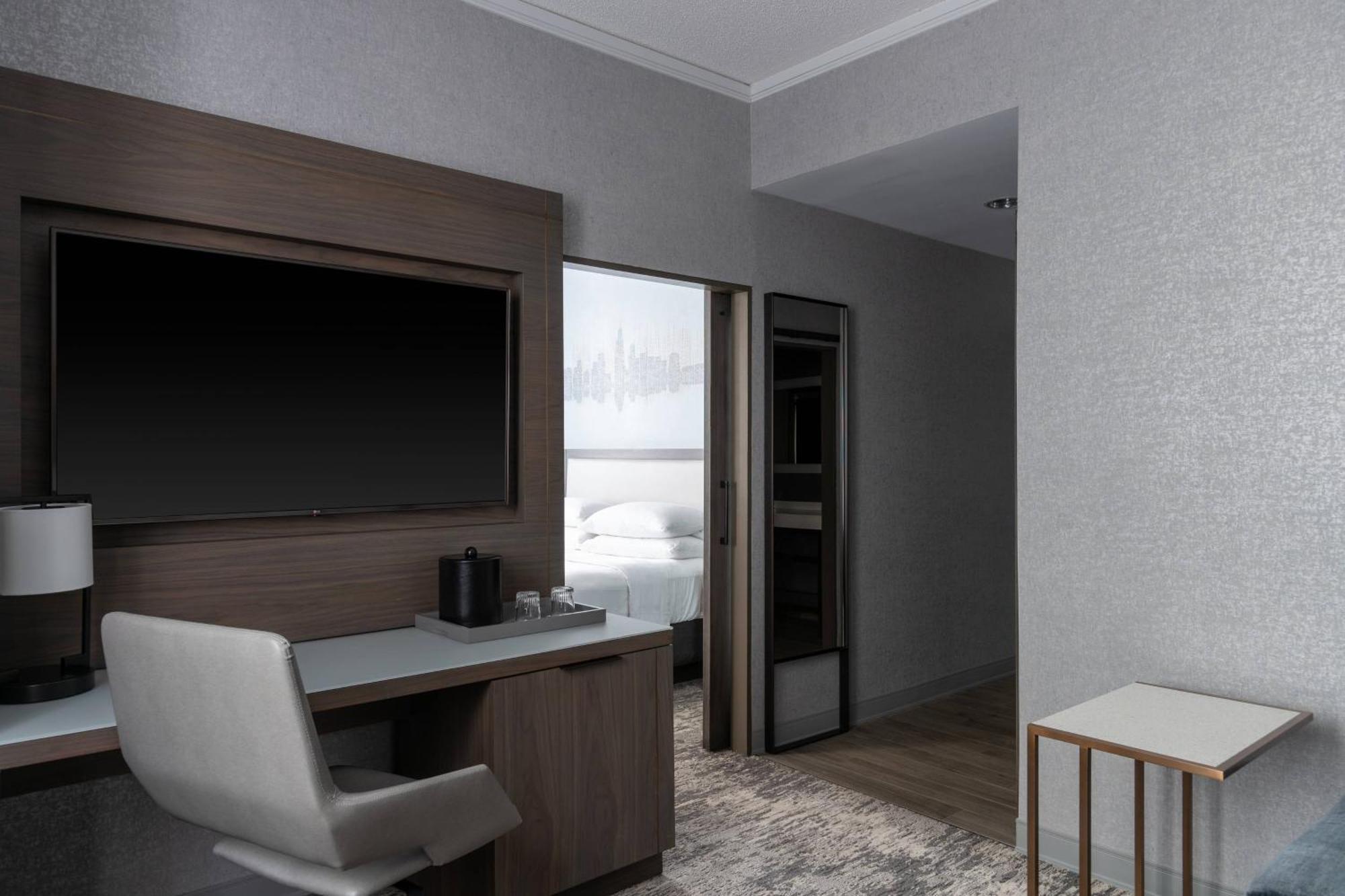 Готель Courtyard By Marriott Chicago At Medical District-Uic Екстер'єр фото